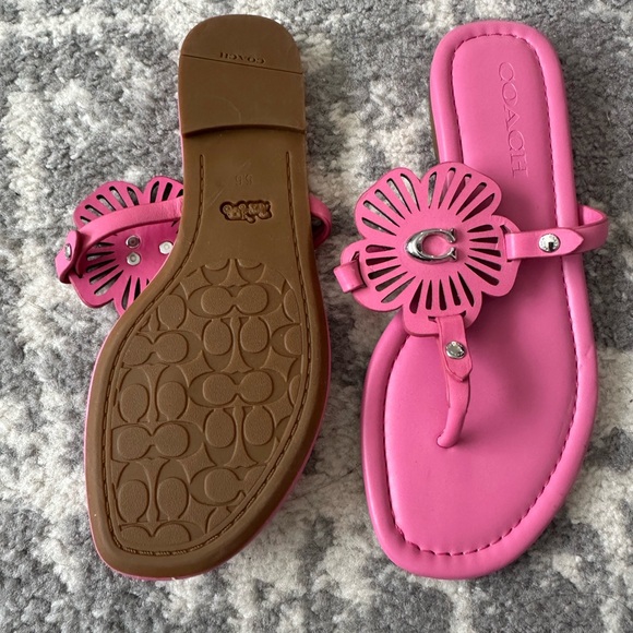 Coach JULIA Petunia Pink Sandals 5.5 - Picture 3 of 5